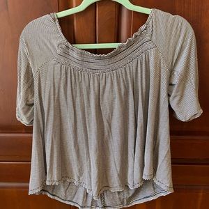 American Eagle top